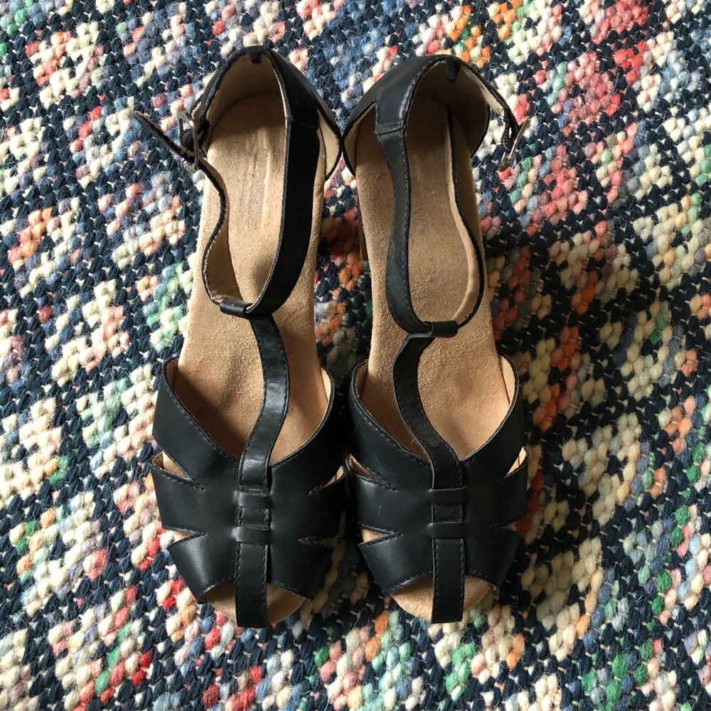 Old Navy black Clogs Sz 10